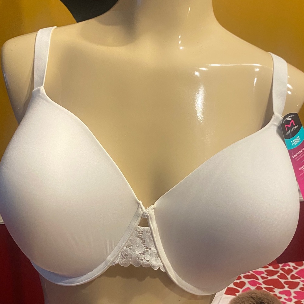 Maidenform White Lace Accent Bra Size 42 D